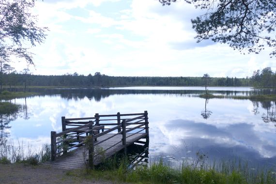 北欧の湖