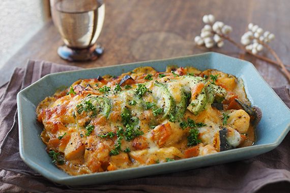 目指せ乾燥知らず！カボチャとアボカドのチキングラタン