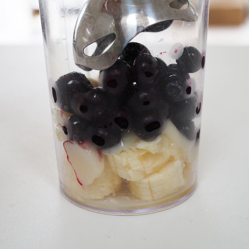材料を入れる