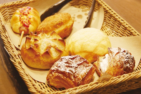 兵庫県神戸市 み んな100円 まちのパン屋さん パンジロー 羽ばたけ みんなの地元自慢 わかさ生活コラム わかさ生活