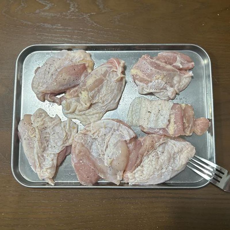 チキンの下準備の画像