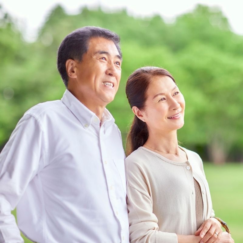 健康をかみしめる夫婦