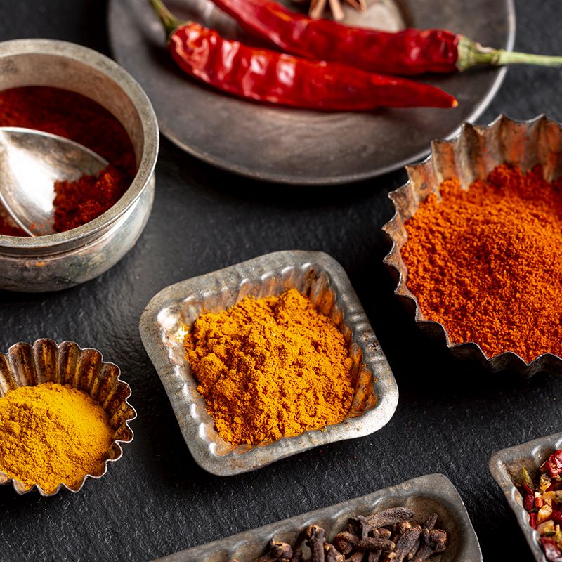 唐辛子などスパイスの画像