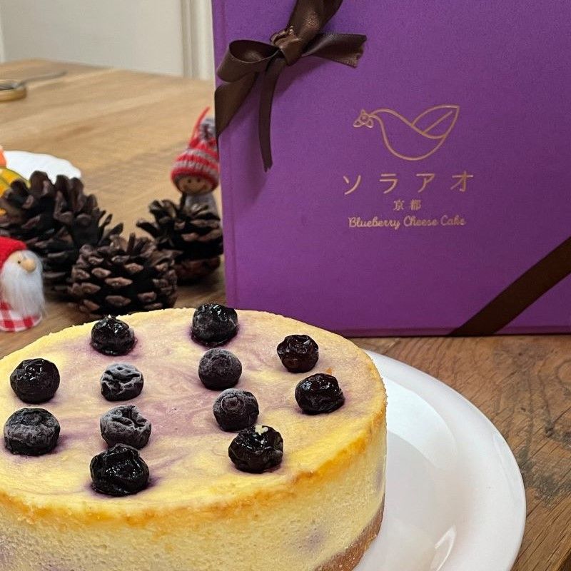 ホールブルーベリーチーズケーキ
