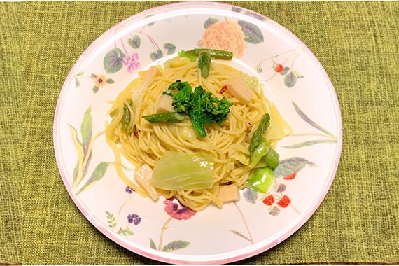 漢方コーディネーターが教える！心身の不調対策レシピ「春野菜の薬膳ペペロンチーノ」
