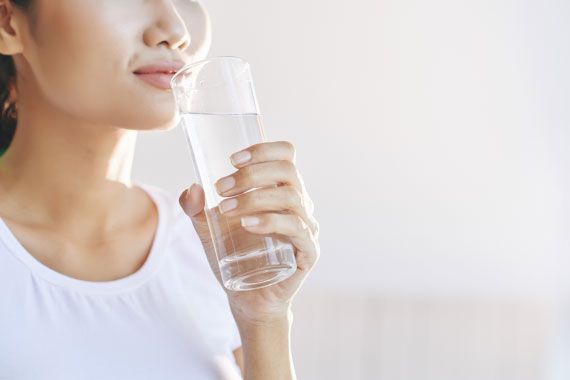 知らぬ間に　体の中は　渇いてる