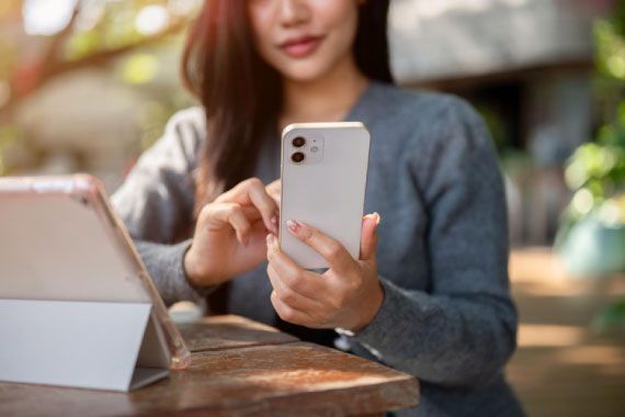 今日スマホ　どれだけの時間　見てますか？