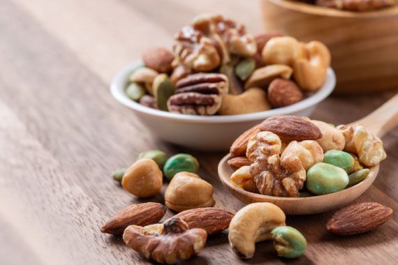 ごわごわと　乾燥気になる　秋の肌