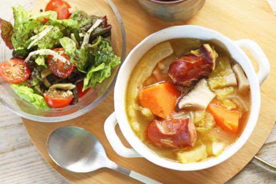 あったかい　野菜のポトフで　風邪予防？