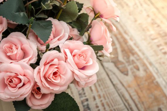 美しい　バラの香りで　リラックス